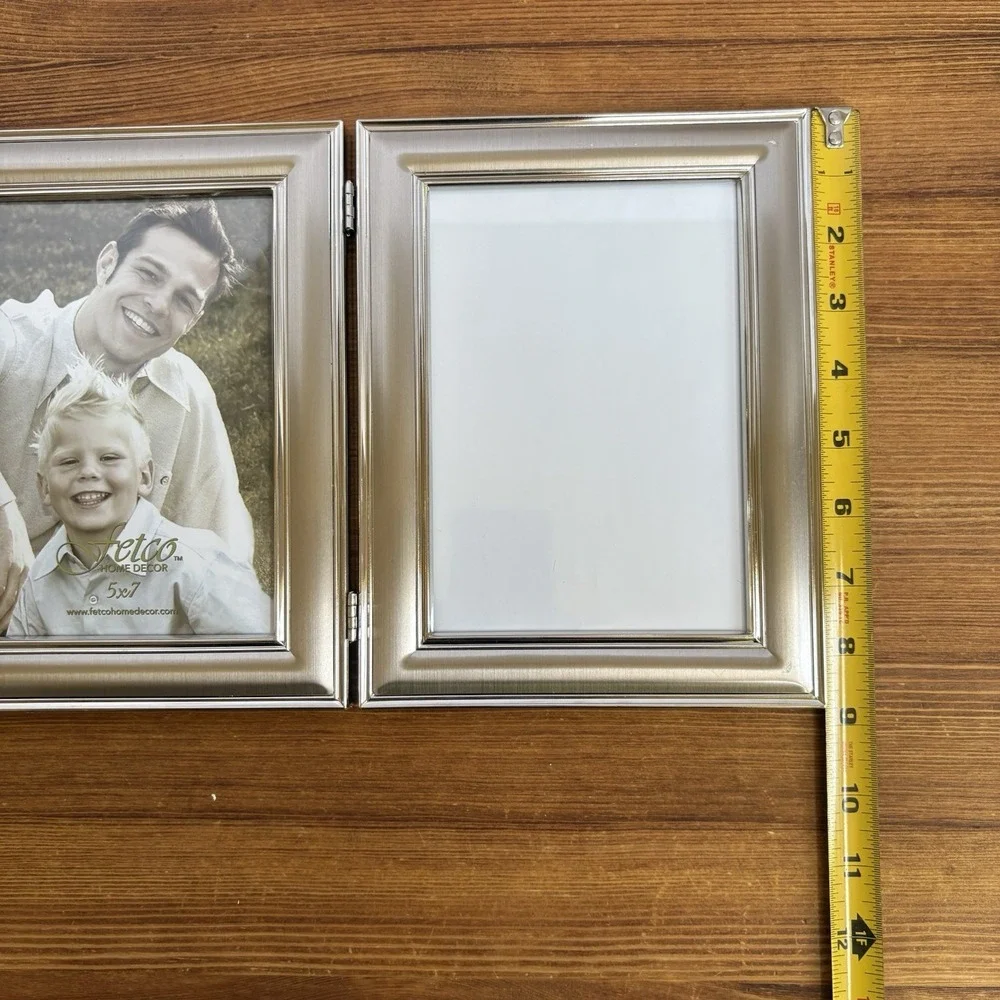 Fetco Home Decor Newport Hue Pewter Double 5x7 Hinged Folding Picture Frame